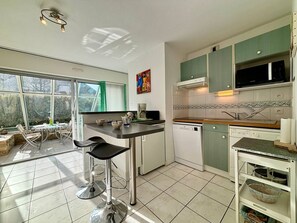 Fridge, microwave, dishwasher, toaster