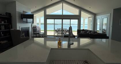 3 BR Waterfront Home | Brackley Bay | Booking 2026 & 2027!
