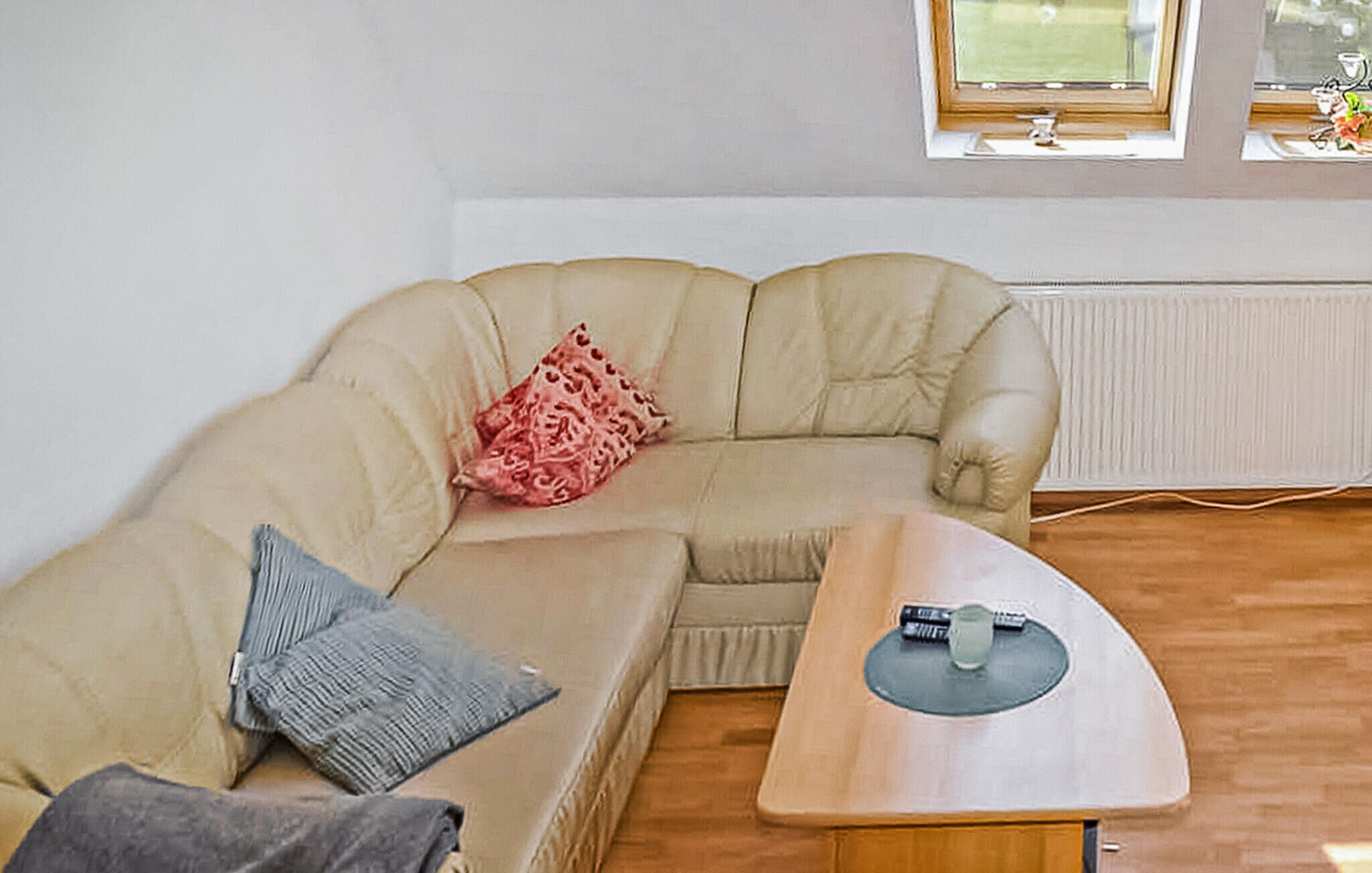 Fernseher, Stereoanlage