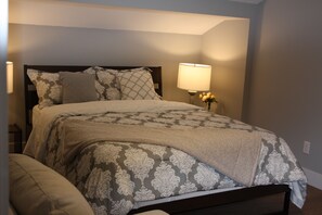 2 bedrooms, desk, iron/ironing board, free WiFi