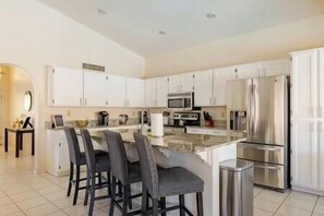 Imagen sin descripción, 3 de 61, botón