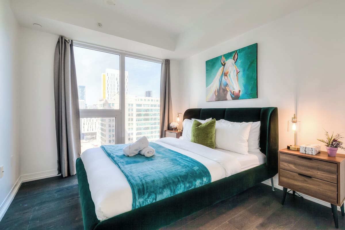 Executive Suite, Balcony, City View | 2 bedrooms, individually decorated, individually furnished, desk