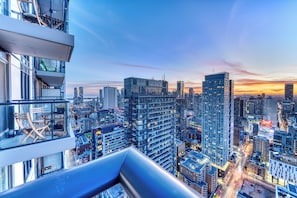 Exterior - Panorama Suites Downtown Toronto  (Toronto)