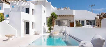 Apartment 'Irene's Studio' with Shared Pool, Wi-Fi and Air Conditioning