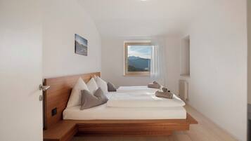 2 Schlafzimmer, BĂŒgeleisen/BĂŒgelbrett, kostenloses WLAN, BettwĂ€sche