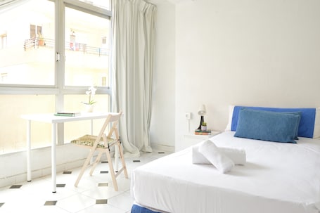3 bedrooms, iron/ironing board, free WiFi, bed sheets. VM Sun & Beach Holiday Home with Wi-Fi