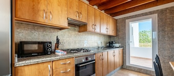 Holiday Home 'Casa Es Vedrà' with Sea View, Wi-Fi and Air Conditioning