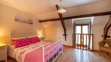 4 chambres, fer et planche Ă repasser, Wi-Fi gratuit, draps fournis