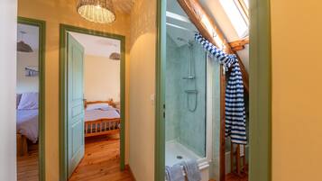 4 chambres, fer et planche Ă repasser, Wi-Fi gratuit, draps fournis