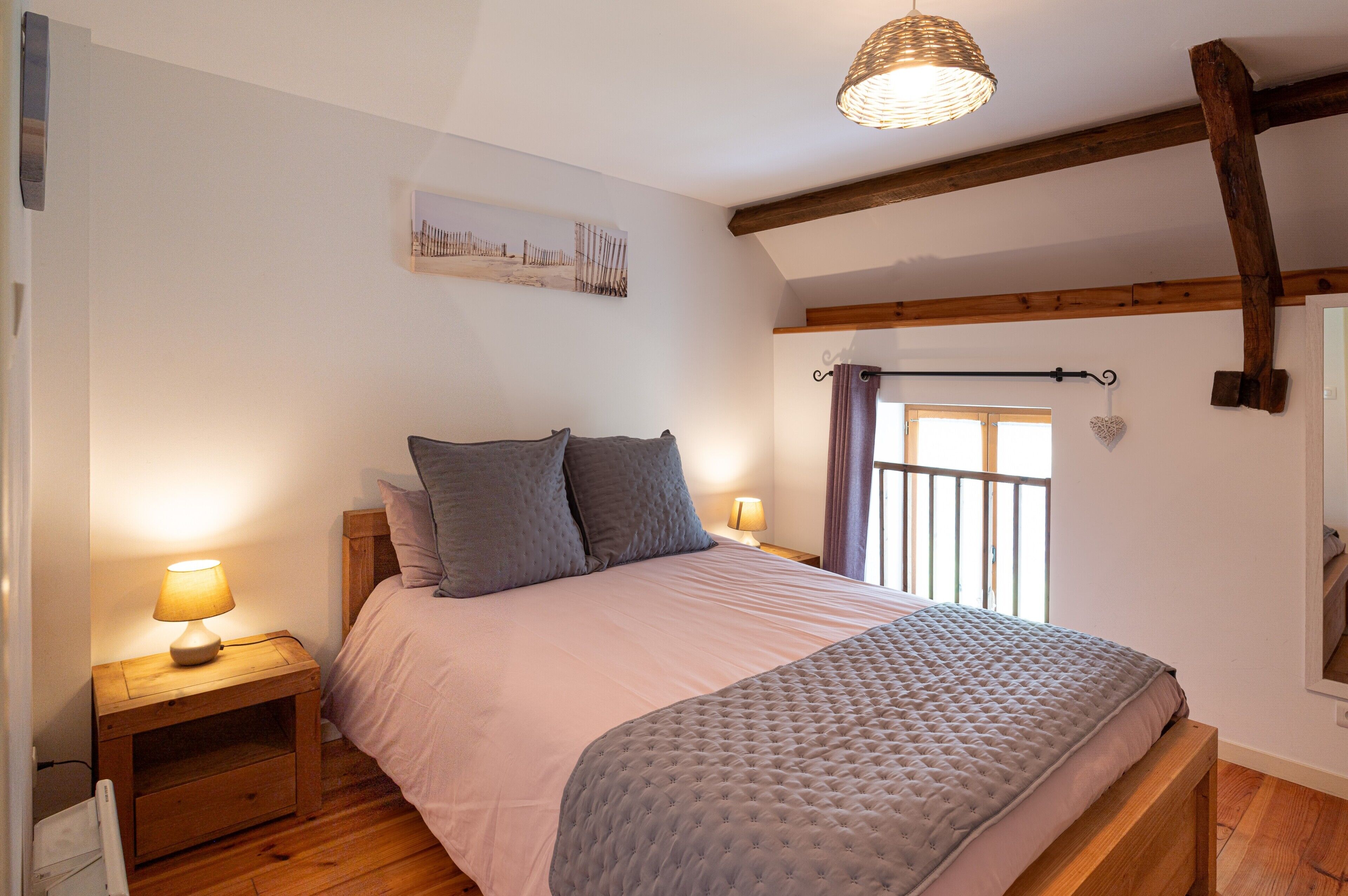 3 chambres, fer et planche à repasser, Wi-Fi gratuit, draps fournis