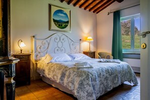 1 camera, Wi-Fi gratuito, lenzuola