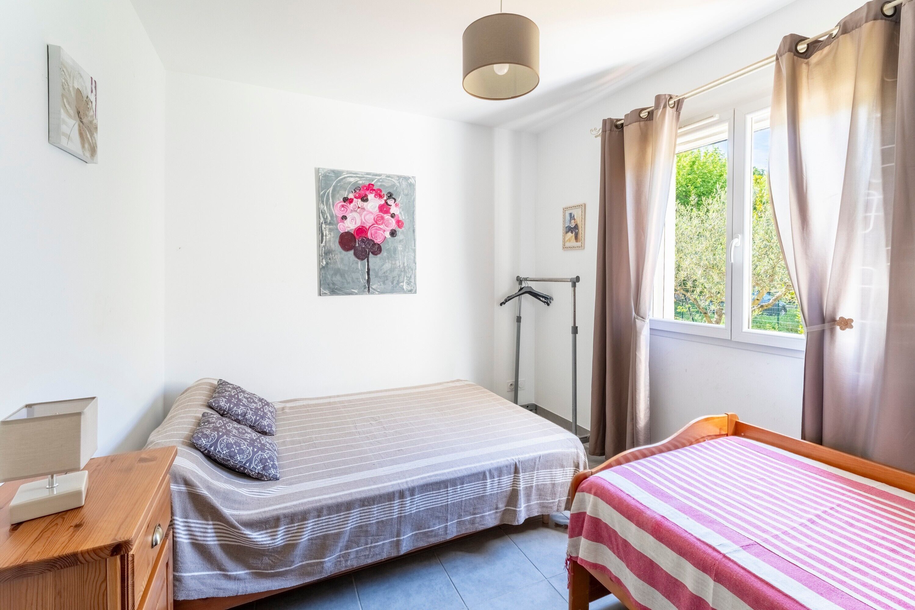 3 多间卧室、熨斗/熨衣板、免费 WiFi、床单