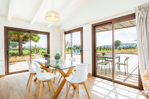 Dining - Holiday Home 'Sa Caseta Biniali' with Private Terrace, Pool and Air Conditioning (Illes Balears)