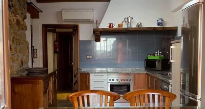 Holiday Home 'Casa Rural La Vertedera 3' with Private Terrace, Balcony and Air Conditioning