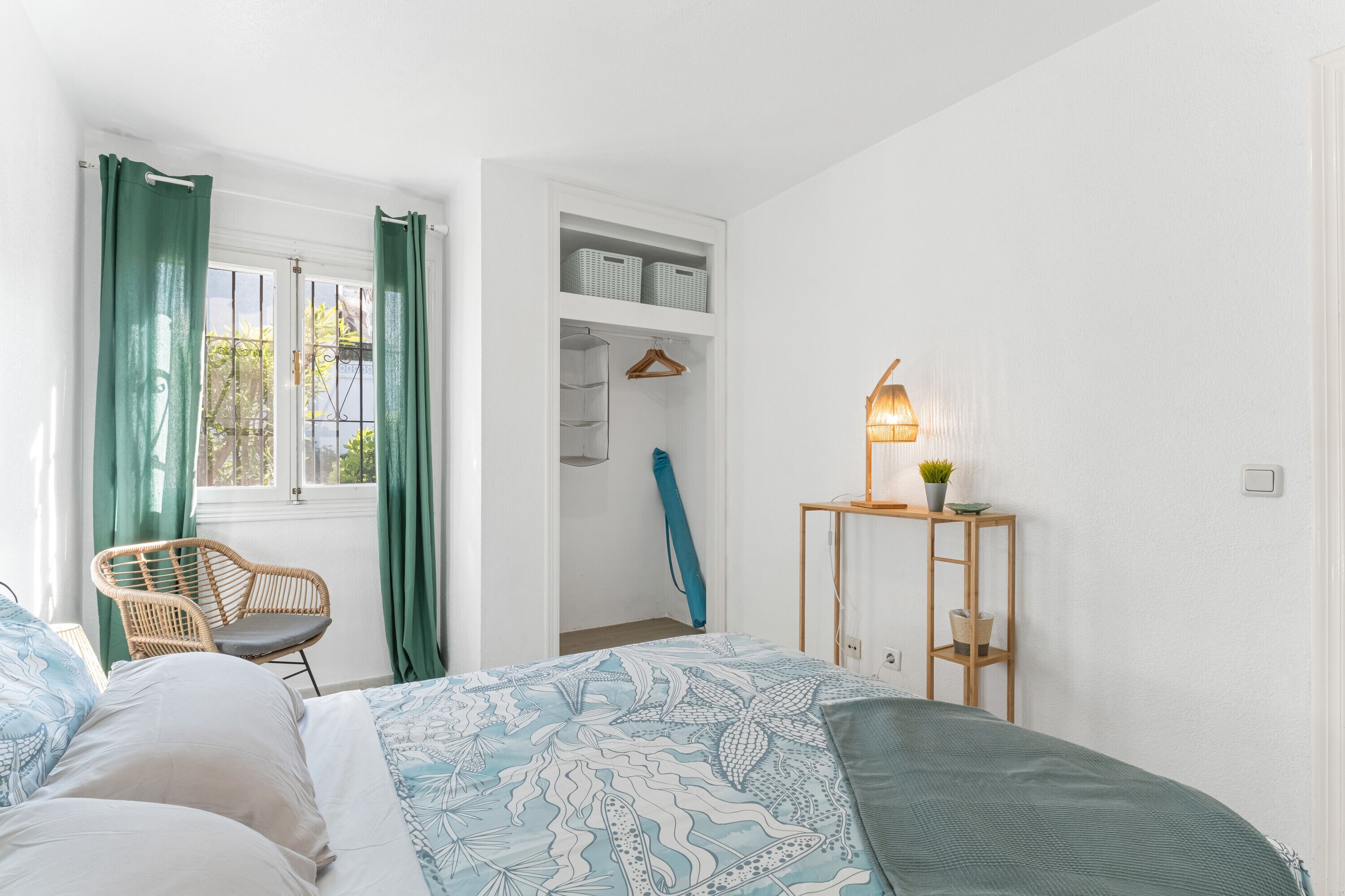 1 室のベッドルーム、アイロン / アイロン台、WiFi (無料)、ベッドシーツ