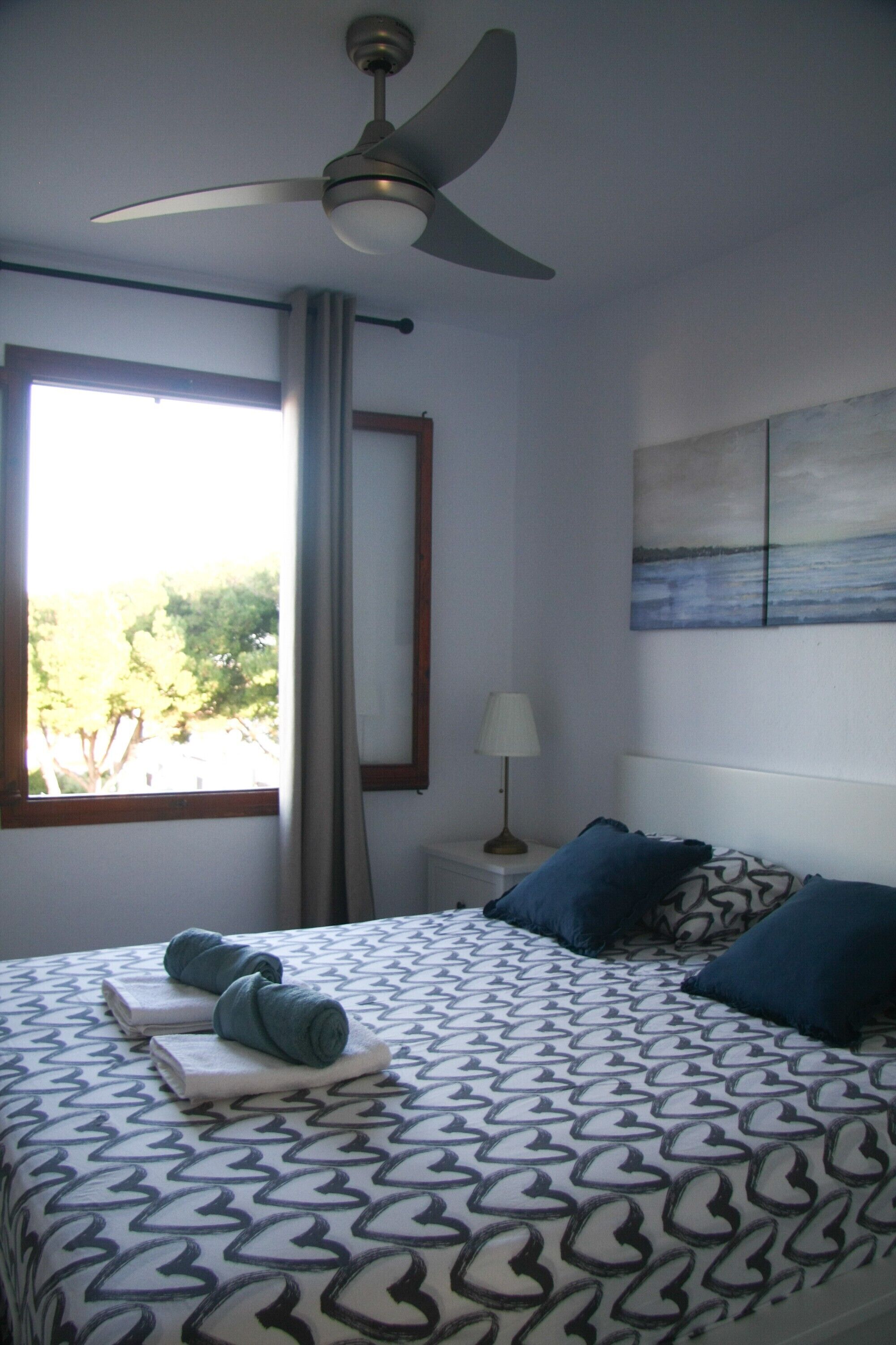 1 bedroom, iron/ironing board, bed sheets