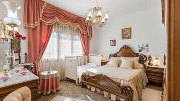 5 Schlafzimmer, Bügeleisen/Bügelbrett, kostenloses WLAN, Bettwäsche