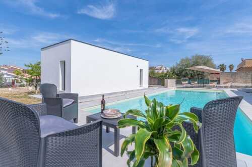 Villa 'Villetta Vanessa' with Mountain View, Wi-Fi and Air Conditioning