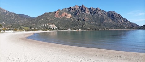 Playa en los alrededores