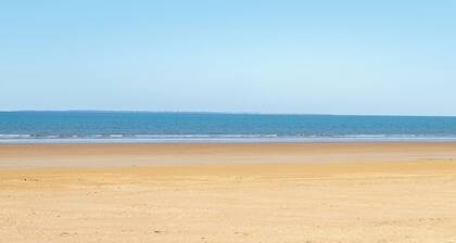 House 100m2 Near Beach and Forest - Terrace & Garden