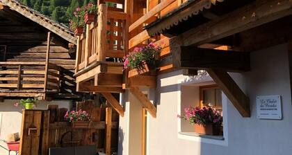 Studio Apartment 'Appartamento 401 Con Sauna Privata' with Balcony and Wi-Fi