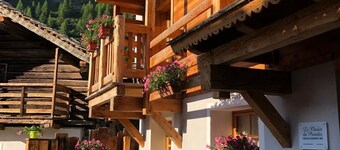 Studio Apartment 'Appartamento 401 Con Sauna Privata' with Balcony and Wi-Fi