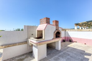 Terrace/patio - Apartment 'Villino Scapucci' with Sea View, Private Terrace and Air Conditioning (Santa Maria di Leuca)