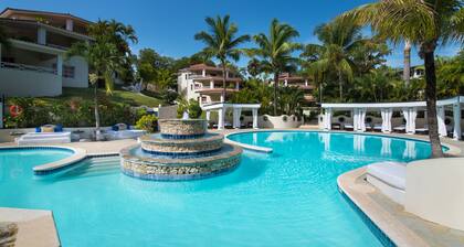 VIP 2BR Residence Suite @ Lifestyle Holidays, Mandatory All-Inclusive Fee Extra