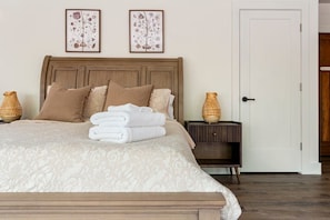 Suite estudio Deluxe | Ropa de cama de alta calidad y edredones de plumas
