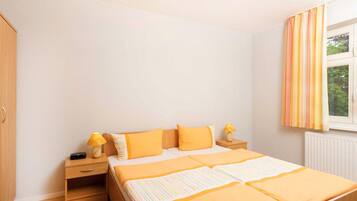 1 bedroom, free WiFi, bed sheets