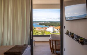 4 chambres, lit parapluie, Wi-Fi gratuit, draps fournis