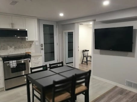 Fridge, microwave, oven, stovetop. Beautiful 2-bedroom Guest Home in Guelph