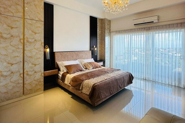 1 quarto, escrivaninha, ferros/tábuas de passar roupa, Wi-Fi