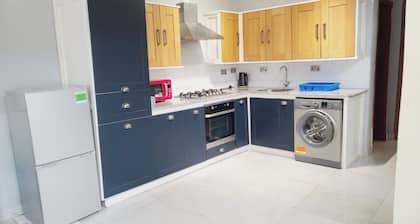 House Sleeps6-Bbq-Balcony-ScenicMountainView