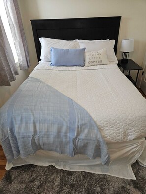 3 chambres, fer et planche à repasser, Wi-Fi gratuit, draps fournis