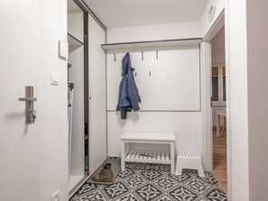 Interior - Claudia by Interhome (Jachymov)