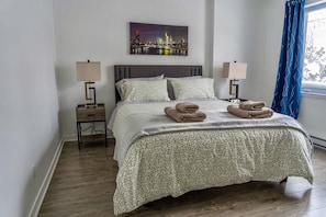 2 bedrooms, desk, iron/ironing board, free WiFi