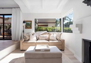 Televisión, oficina