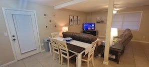 Smart TV - Great Dothan location near shopping and airport (Dothan)