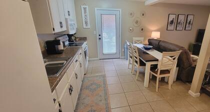 Great Dothan location near shopping and airport