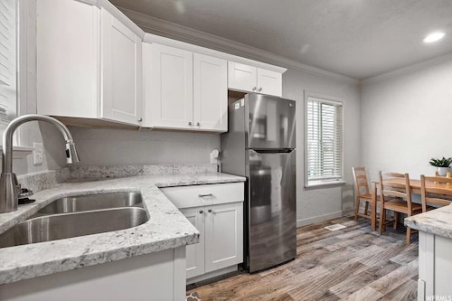 Entire Tiny House!   With Large Yard Fenced-In!