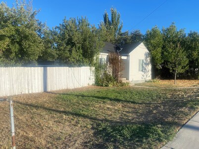 Entire Tiny House!   With Large Yard Fenced-In!