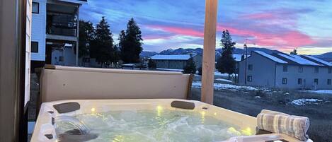 Bain à remous extérieur