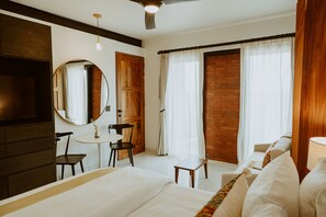 Safe på rommet, reiseseng for barn, wi-fi (inkludert) og sengetøy