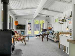 TV, peis og DVD-spiller