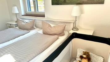 1 Schlafzimmer, kostenloses WLAN, Bettwäsche, Rollstuhlgeeignet