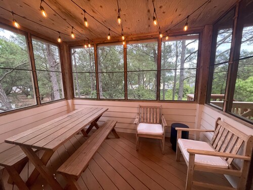 The Half Shell, Oceanside Beach Cottage, 6 min walk to beach