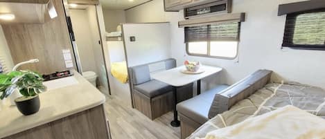 3 bedrooms, WiFi, bed sheets