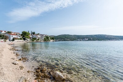 Villa by the Ruzmarin