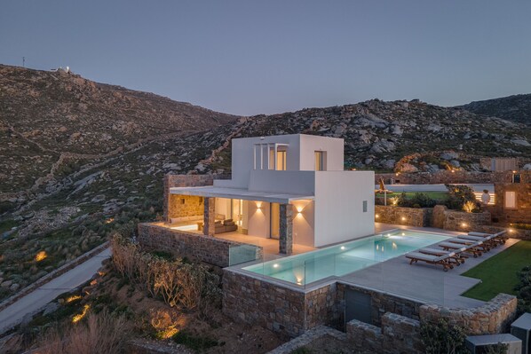 Exterior - Retreat Hill Luxury Villas Mykonos (Mykonos)
